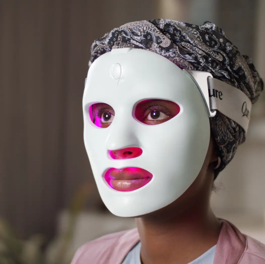 World's First Customizable LED Light Therapy Mask Qure Skincare